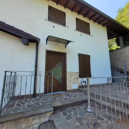 Dall'angelo Mountain Endine Hospitality * Endine Gaiano